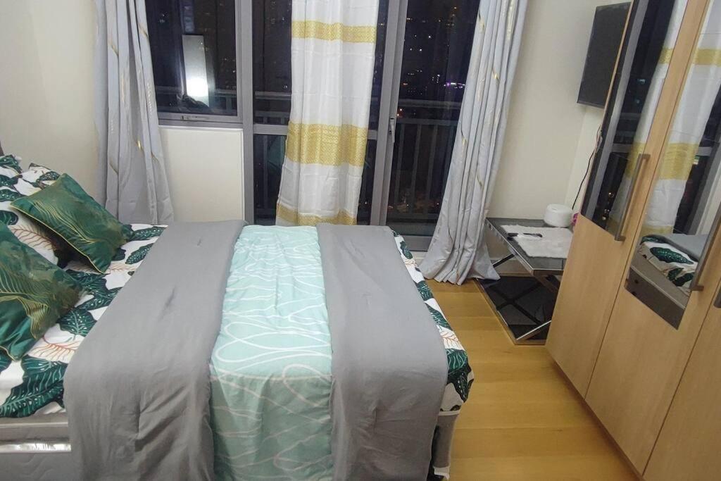 Aveline Suites Elite Rockwell View Acqua Private Residences Near Rockwell Makati มะนิลา ภายนอก รูปภาพ