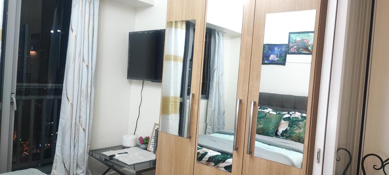 Aveline Suites Elite Rockwell View Acqua Private Residences Near Rockwell Makati มะนิลา ภายนอก รูปภาพ